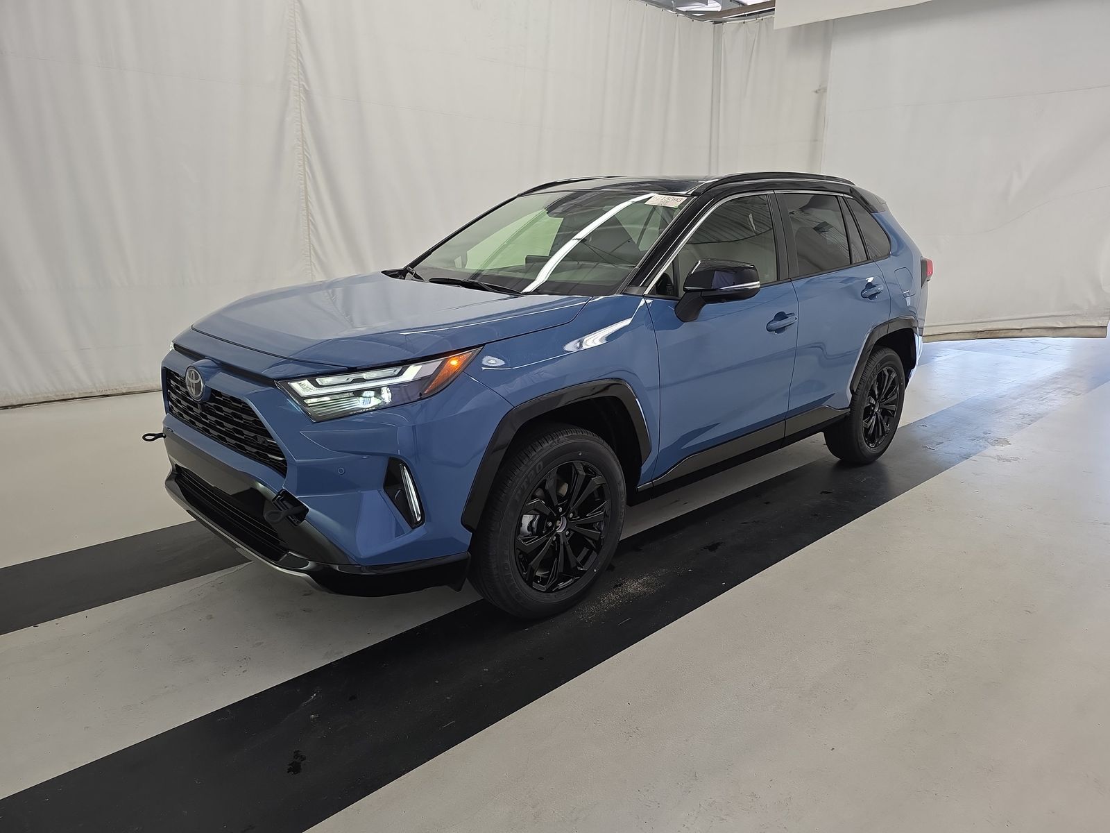 2025 Toyota RAV4 Hybrid XSE AWD