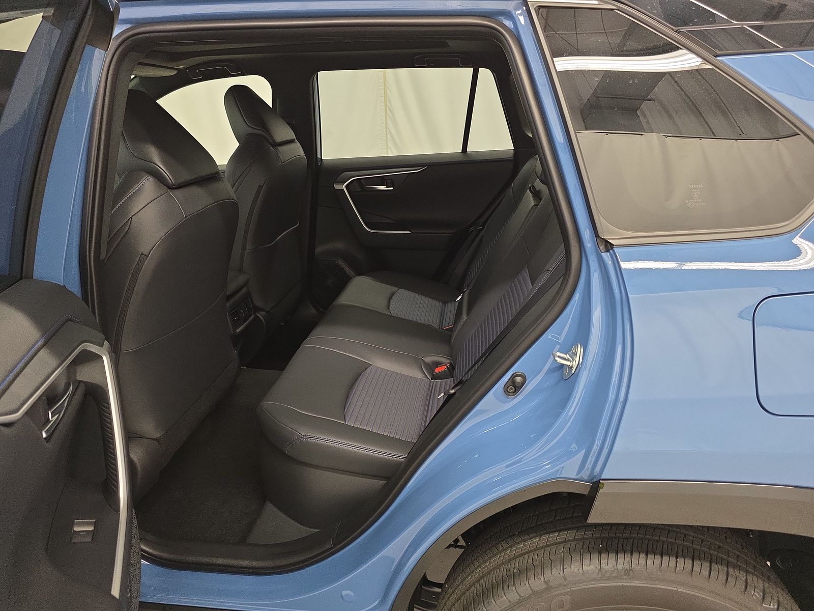 2025 Toyota RAV4 Hybrid XSE AWD