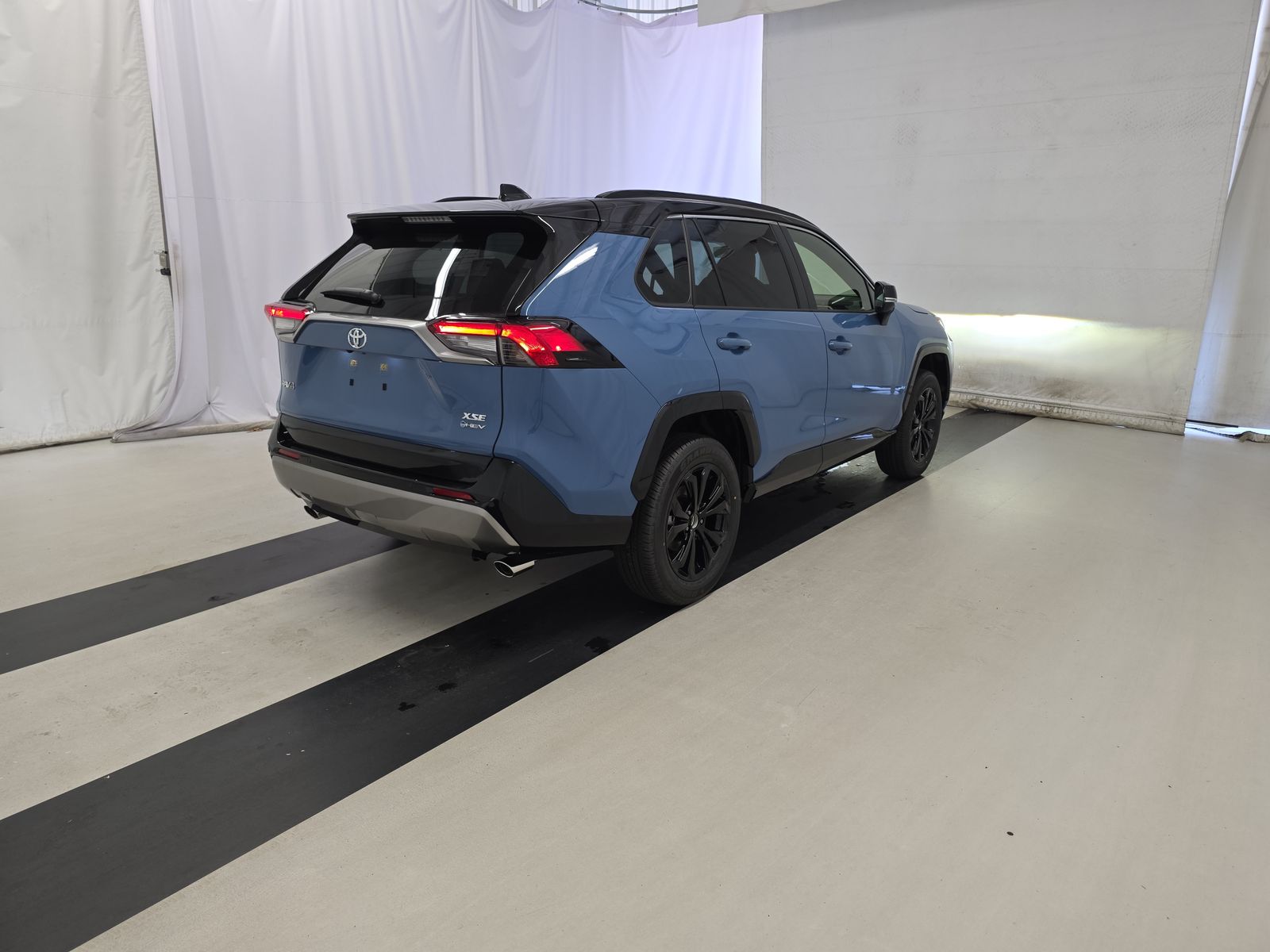 2025 Toyota RAV4 Hybrid XSE AWD