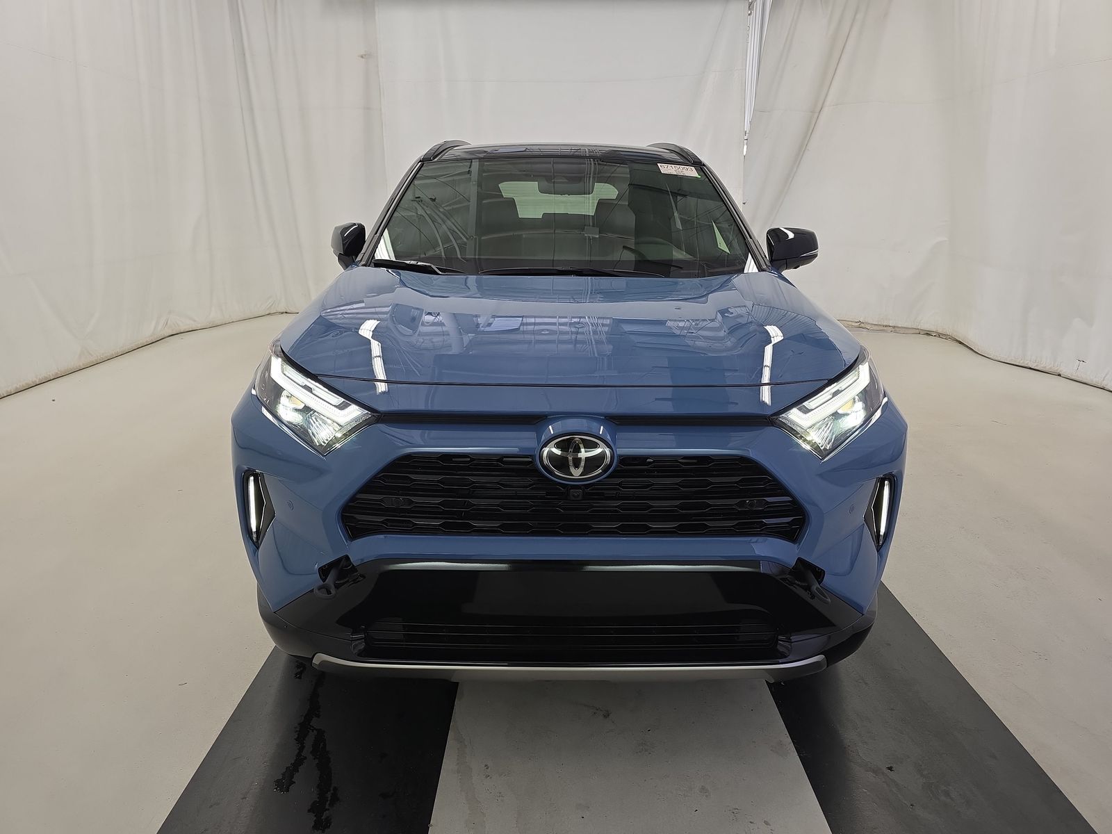 2025 Toyota RAV4 Hybrid XSE AWD