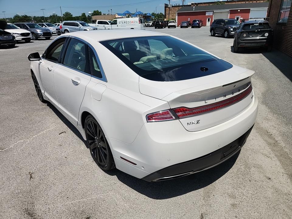 2020 Lincoln MKZ Hybrid Reserve FWD