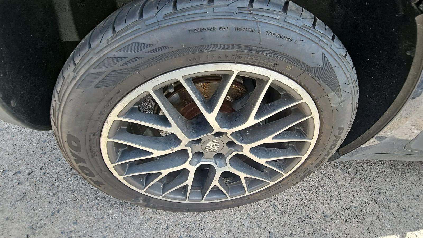 2018 Porsche Macan Base AWD