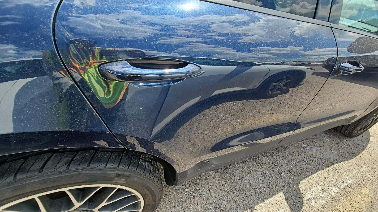 2018 Porsche Macan Base AWD