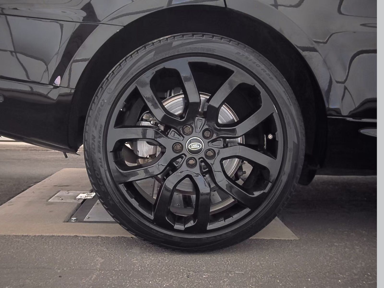 2021 Land Rover Range Rover Sport HSE Silver Edition AWD