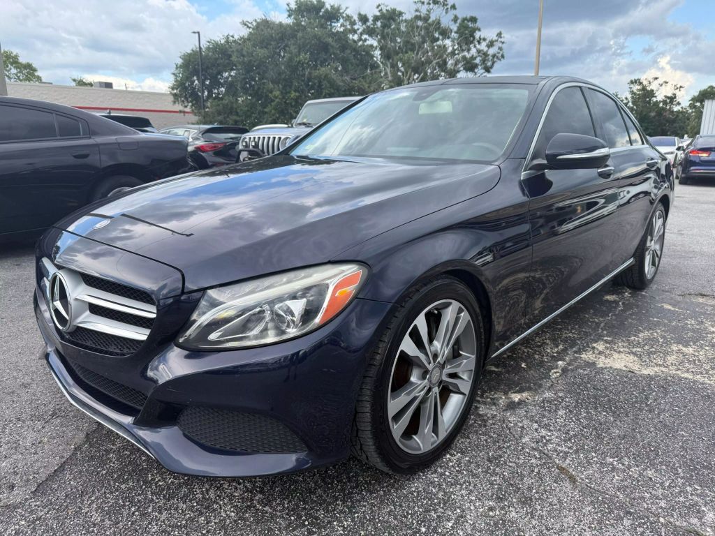 2015 Mercedes-Benz C 300 Sedan