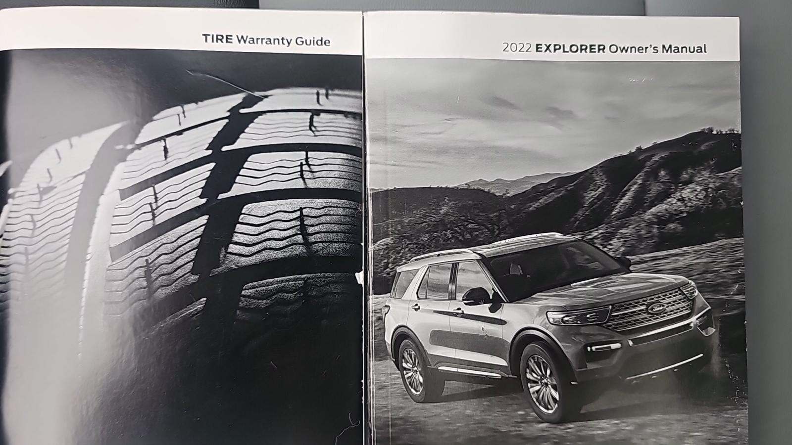 2022 Ford Explorer XLT AWD