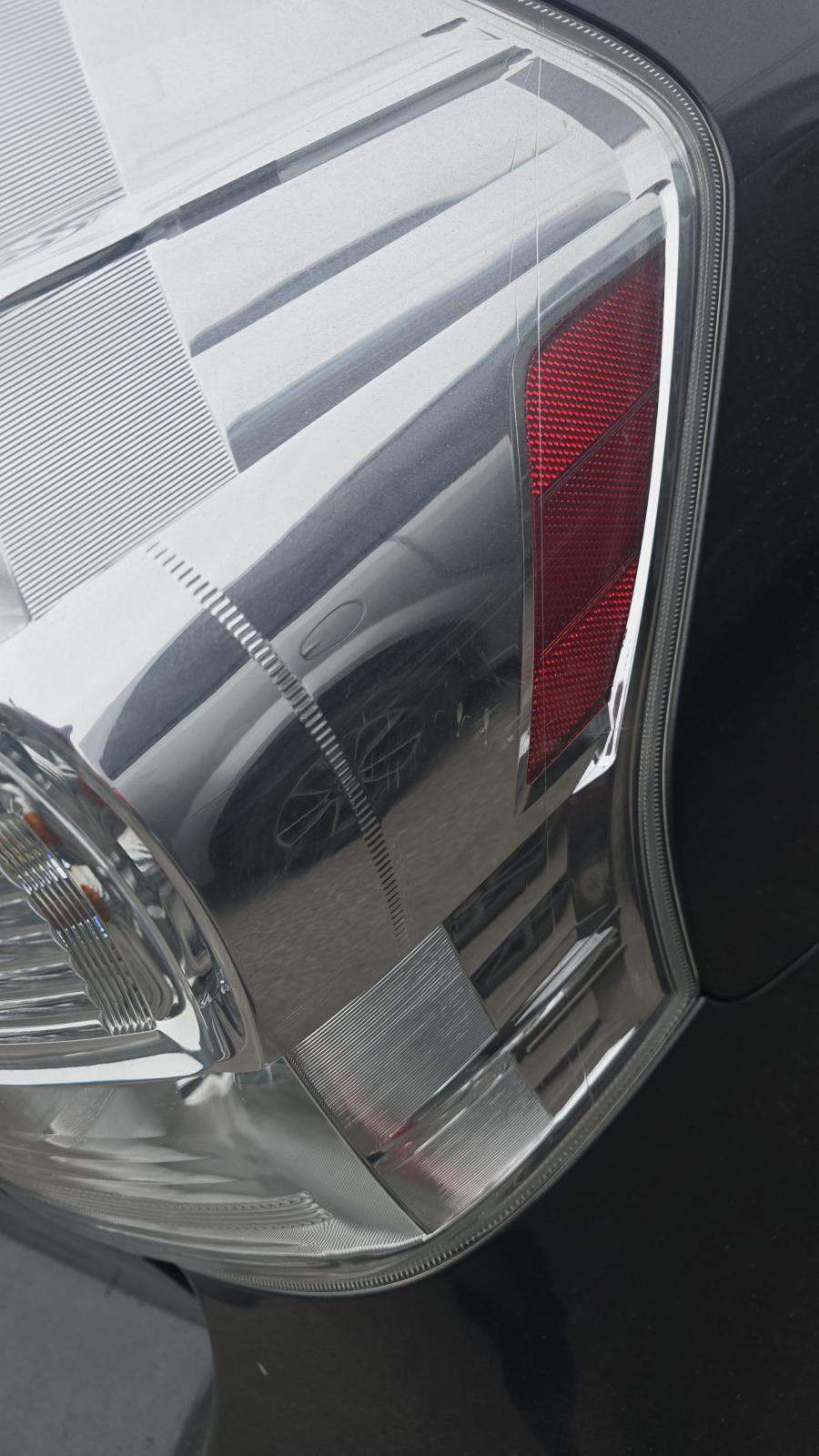 2013 Toyota Prius v Five FWD