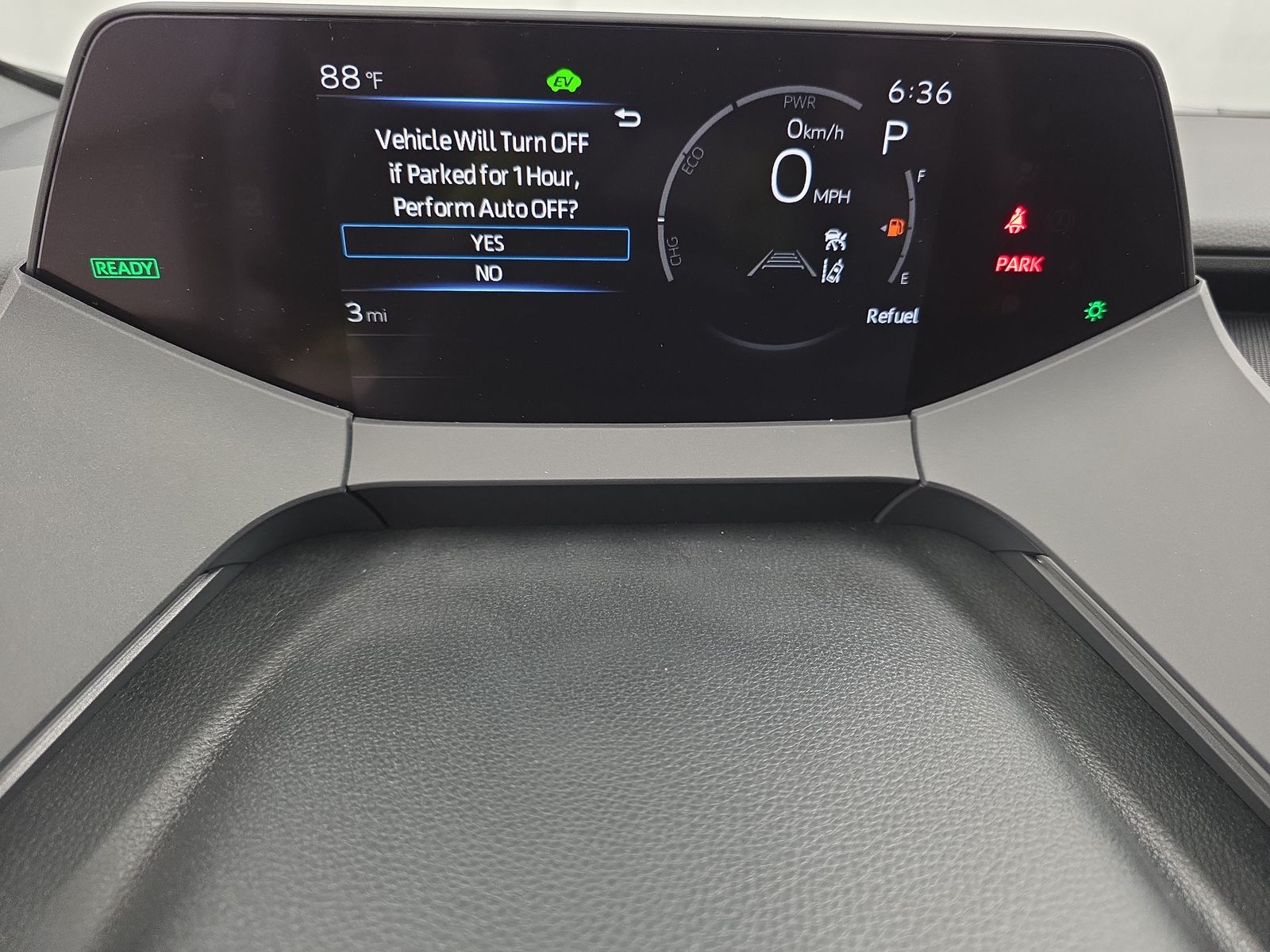 2025 Toyota Prius XLE FWD