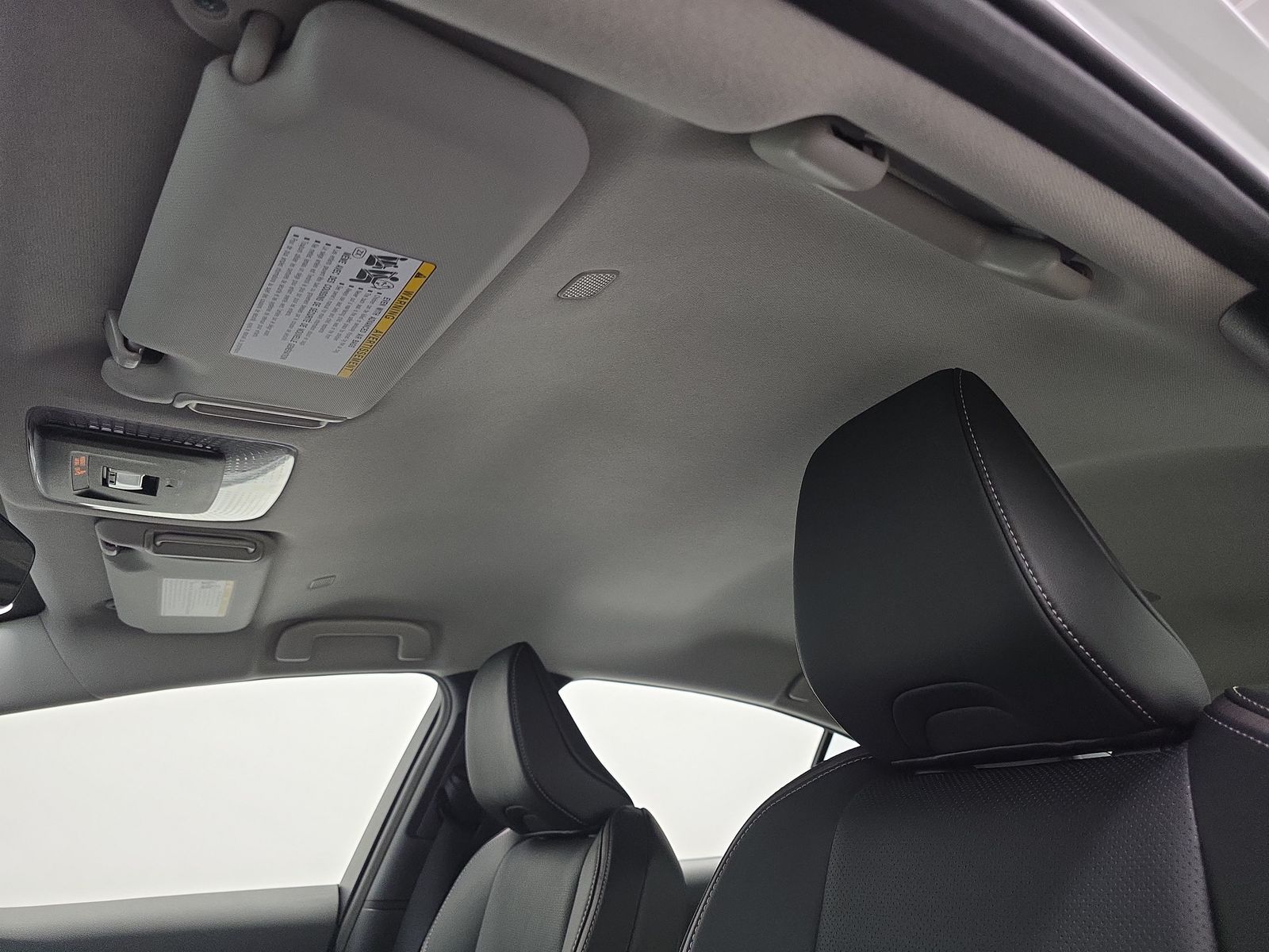 2025 Toyota Prius XLE FWD