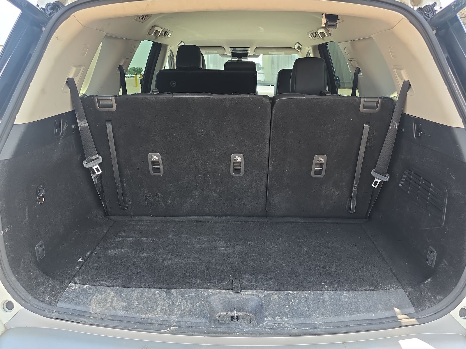 2023 Nissan Pathfinder SL AWD