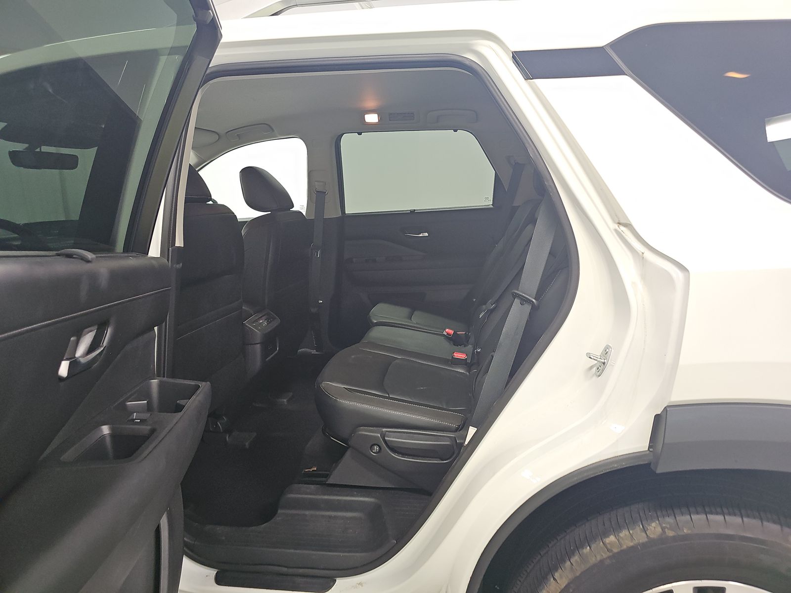 2023 Nissan Pathfinder SL AWD