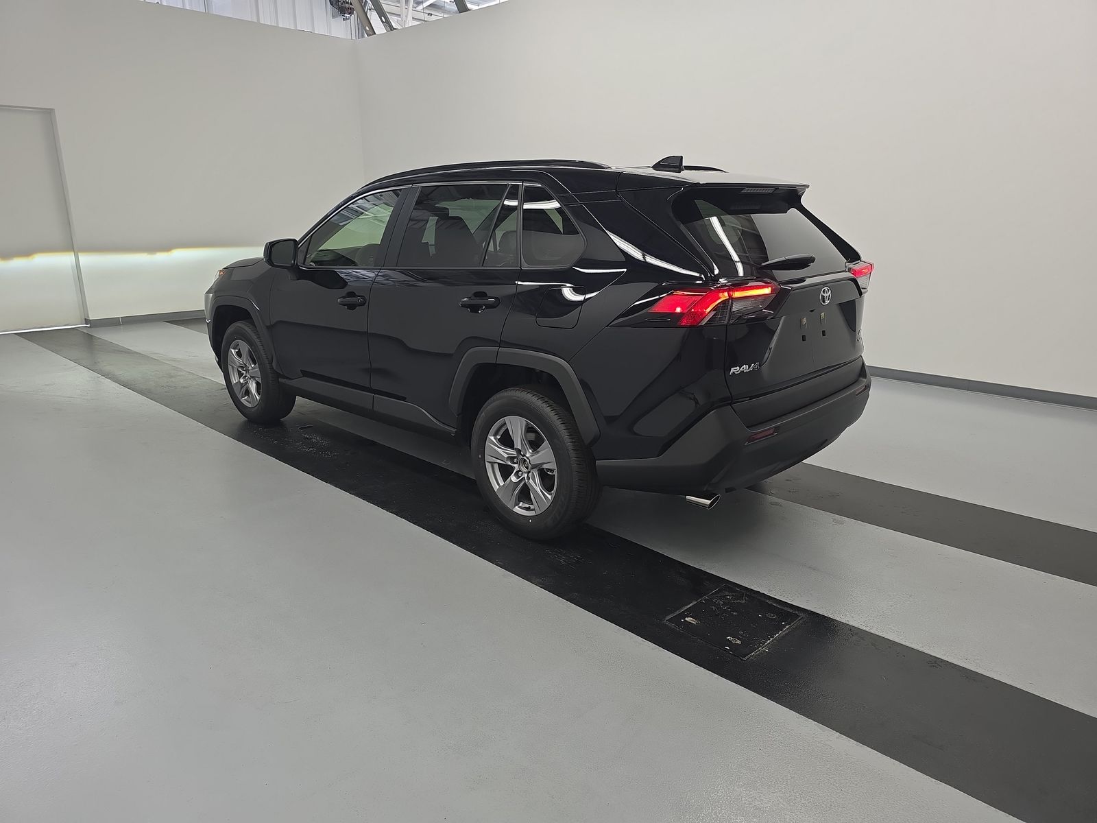 2025 Toyota RAV4 Hybrid LE AWD