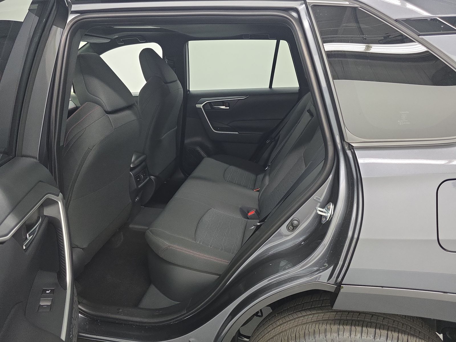 2025 Toyota RAV4 Plug-In Hybrid SE AWD