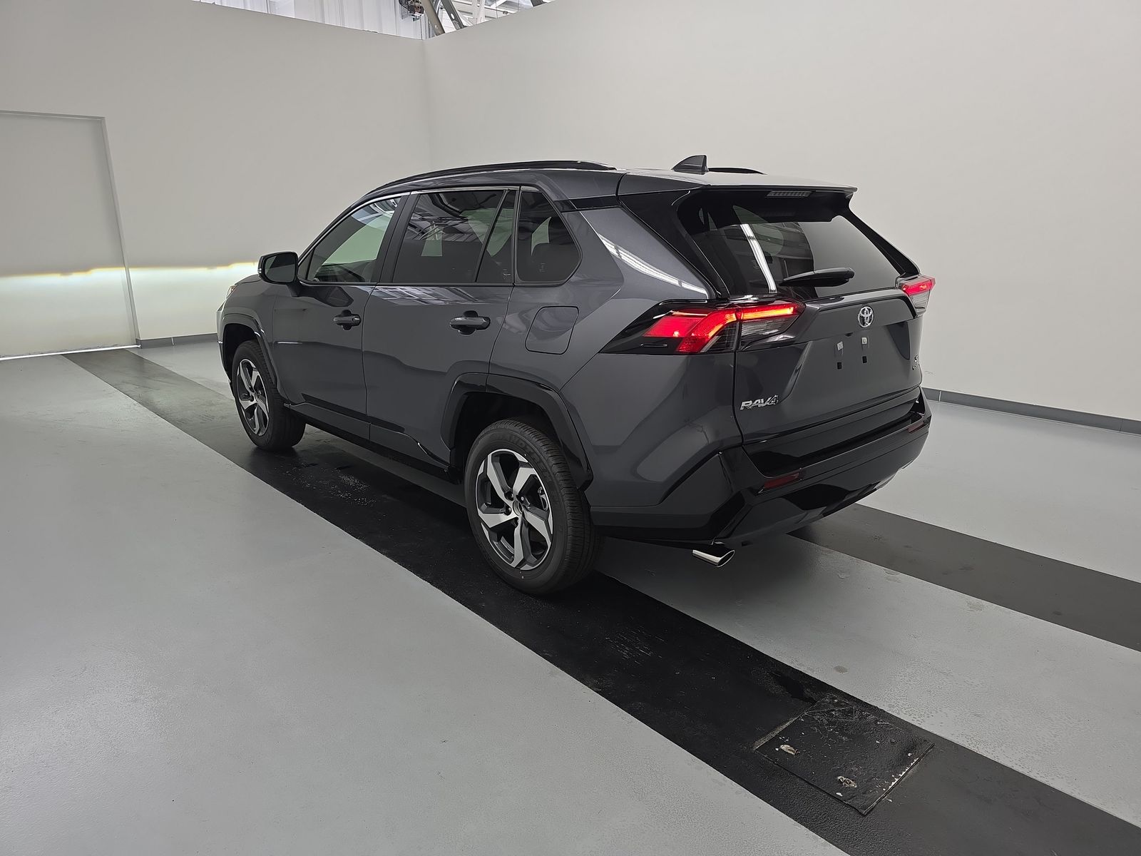 2025 Toyota RAV4 Plug-In Hybrid SE AWD