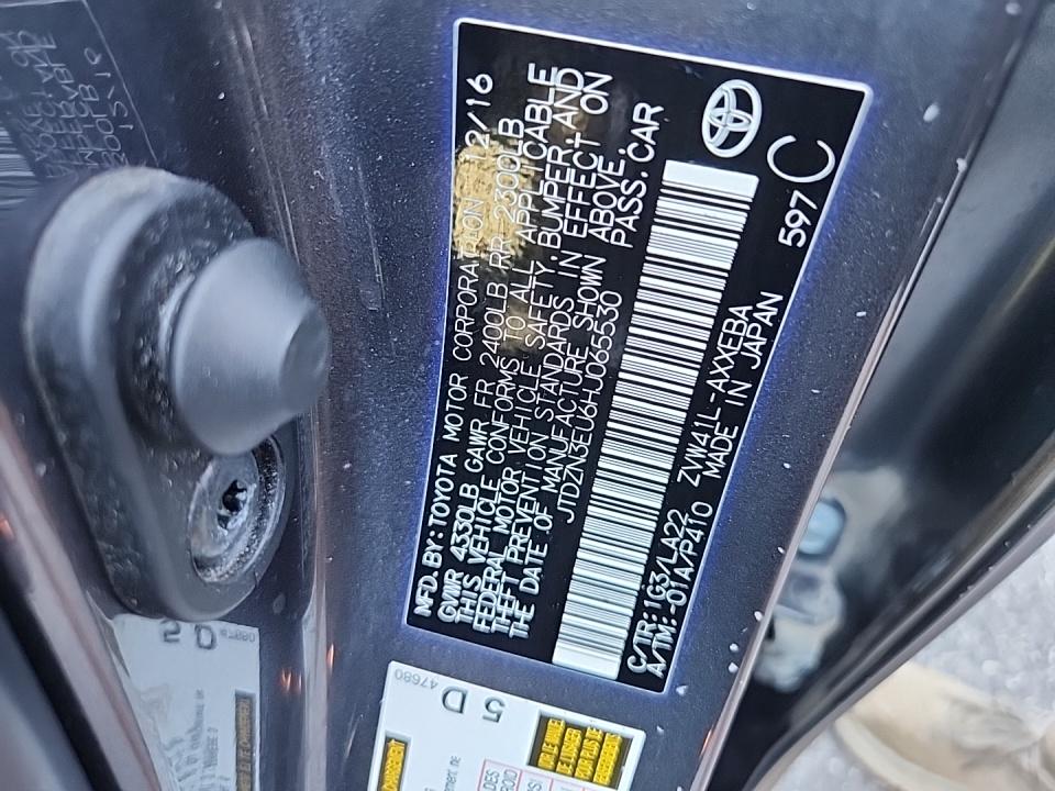 2017 Toyota Prius v Four FWD