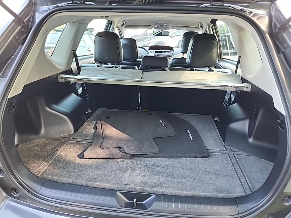 2017 Toyota Prius v Four FWD