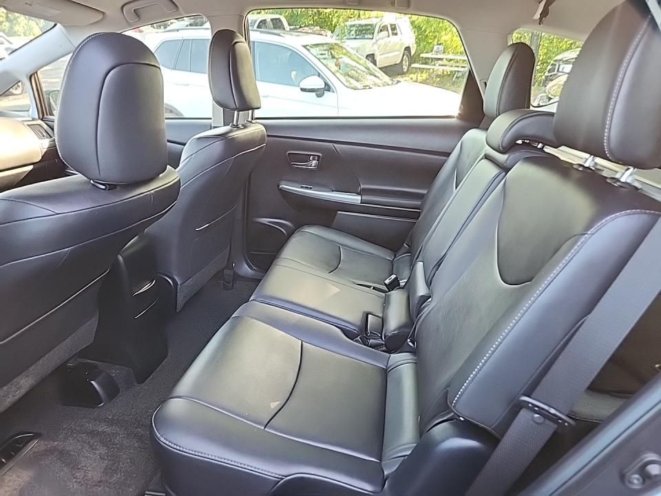 2017 Toyota Prius v Four FWD