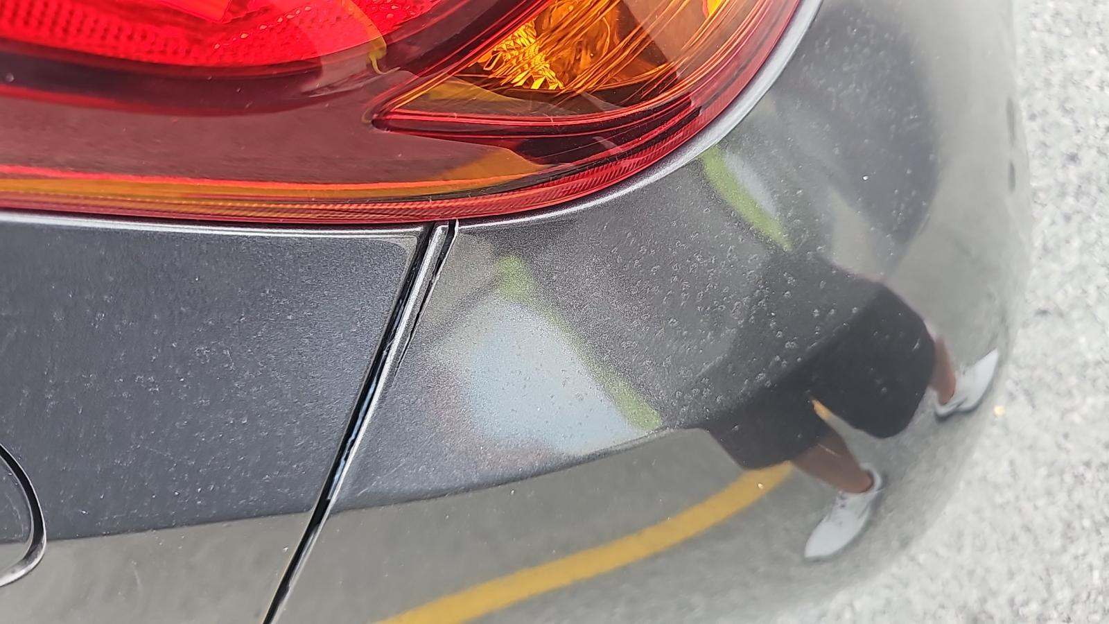 2015 Toyota Yaris L FWD