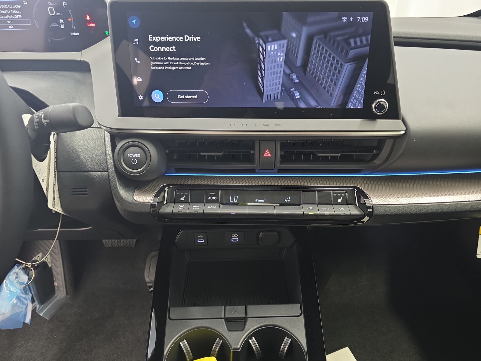 2025 Toyota Prius XLE FWD