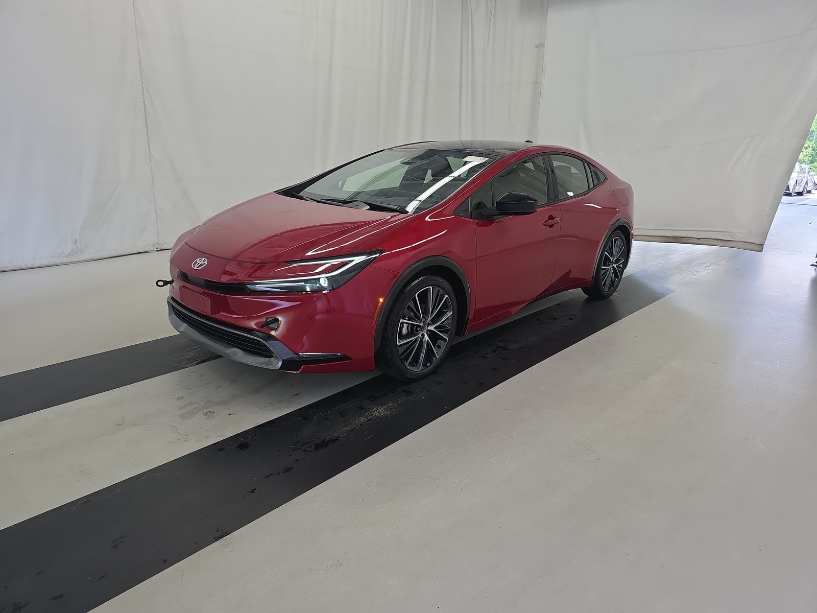 2025 Toyota Prius XLE FWD