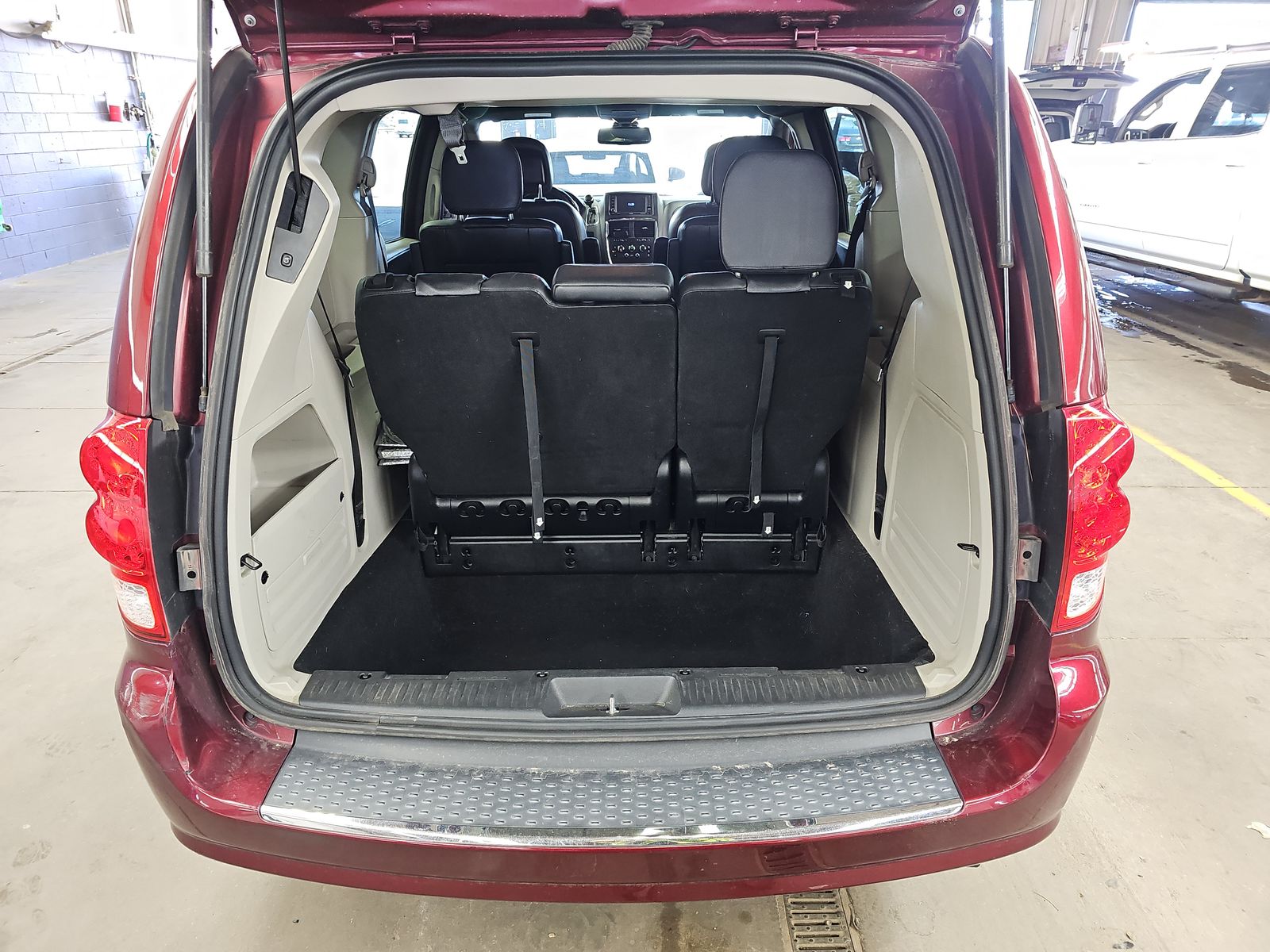 2020 Dodge Grand Caravan SXT FWD