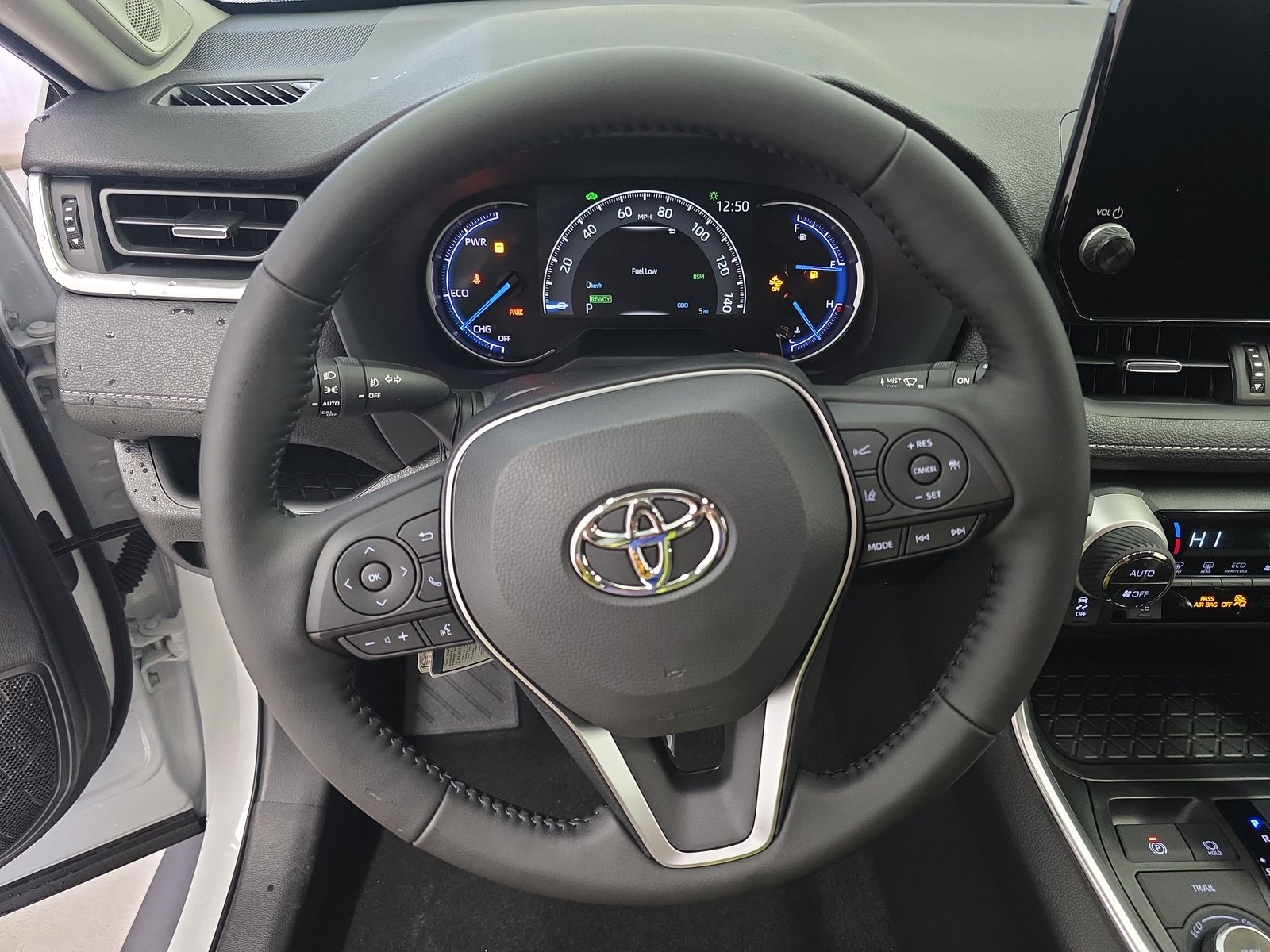 2025 Toyota RAV4 Hybrid XLE Premium AWD