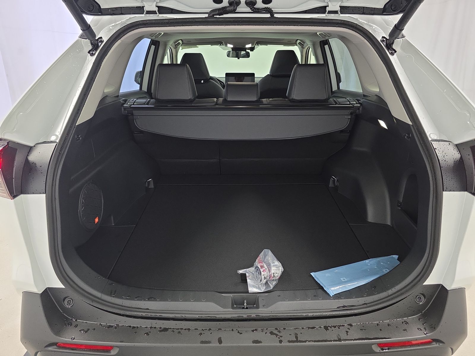 2025 Toyota RAV4 Hybrid XLE Premium AWD