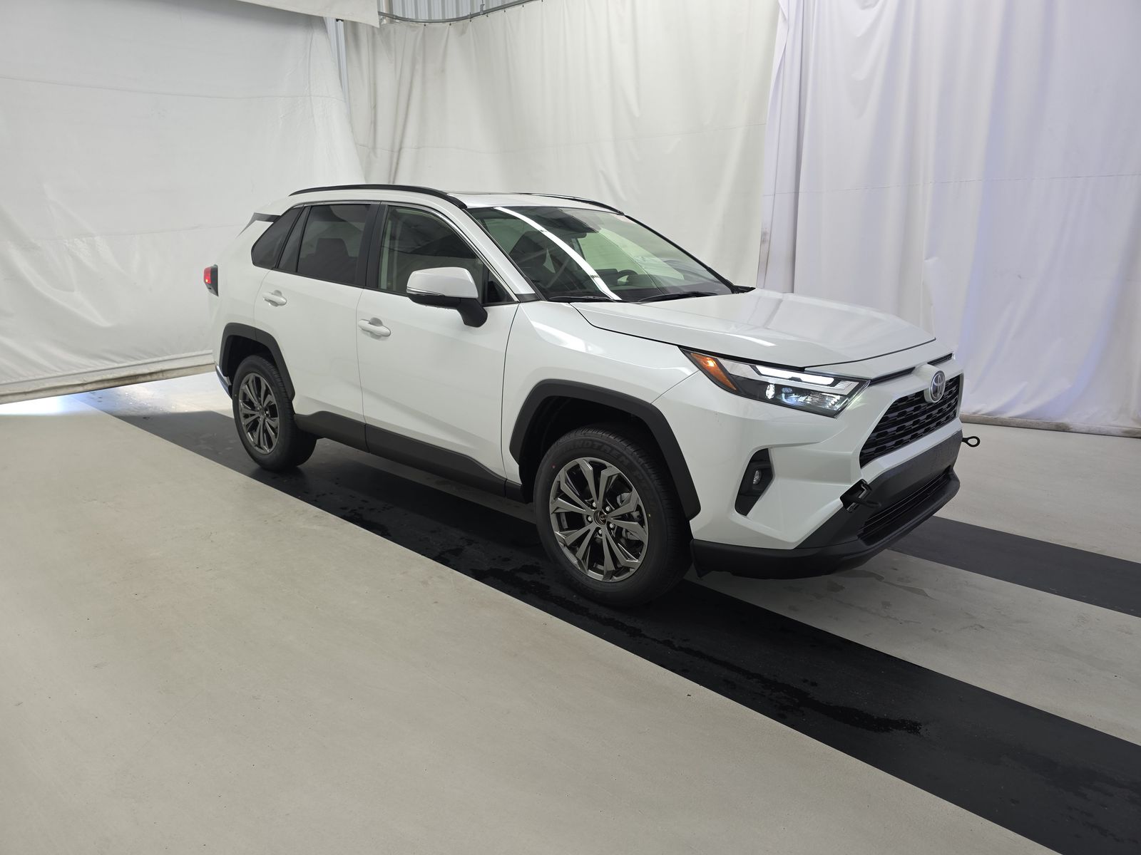 2025 Toyota RAV4 Hybrid XLE Premium AWD