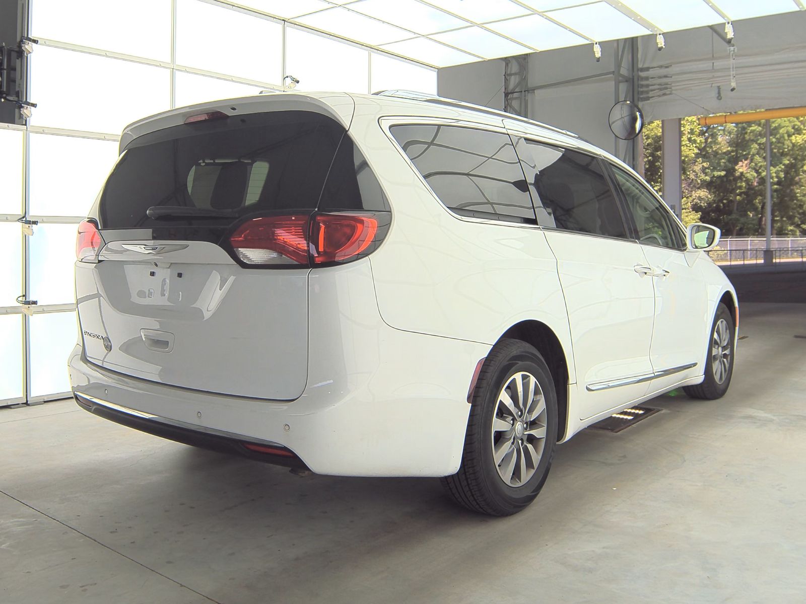 2020 Chrysler Pacifica Touring L Plus FWD