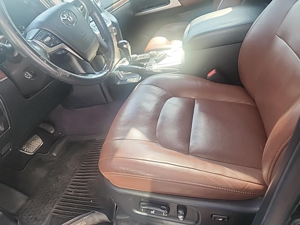 2017 Toyota Land Cruiser Base AWD