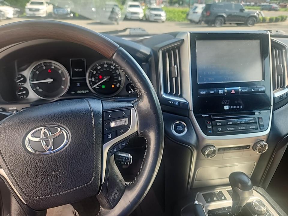 2017 Toyota Land Cruiser Base AWD