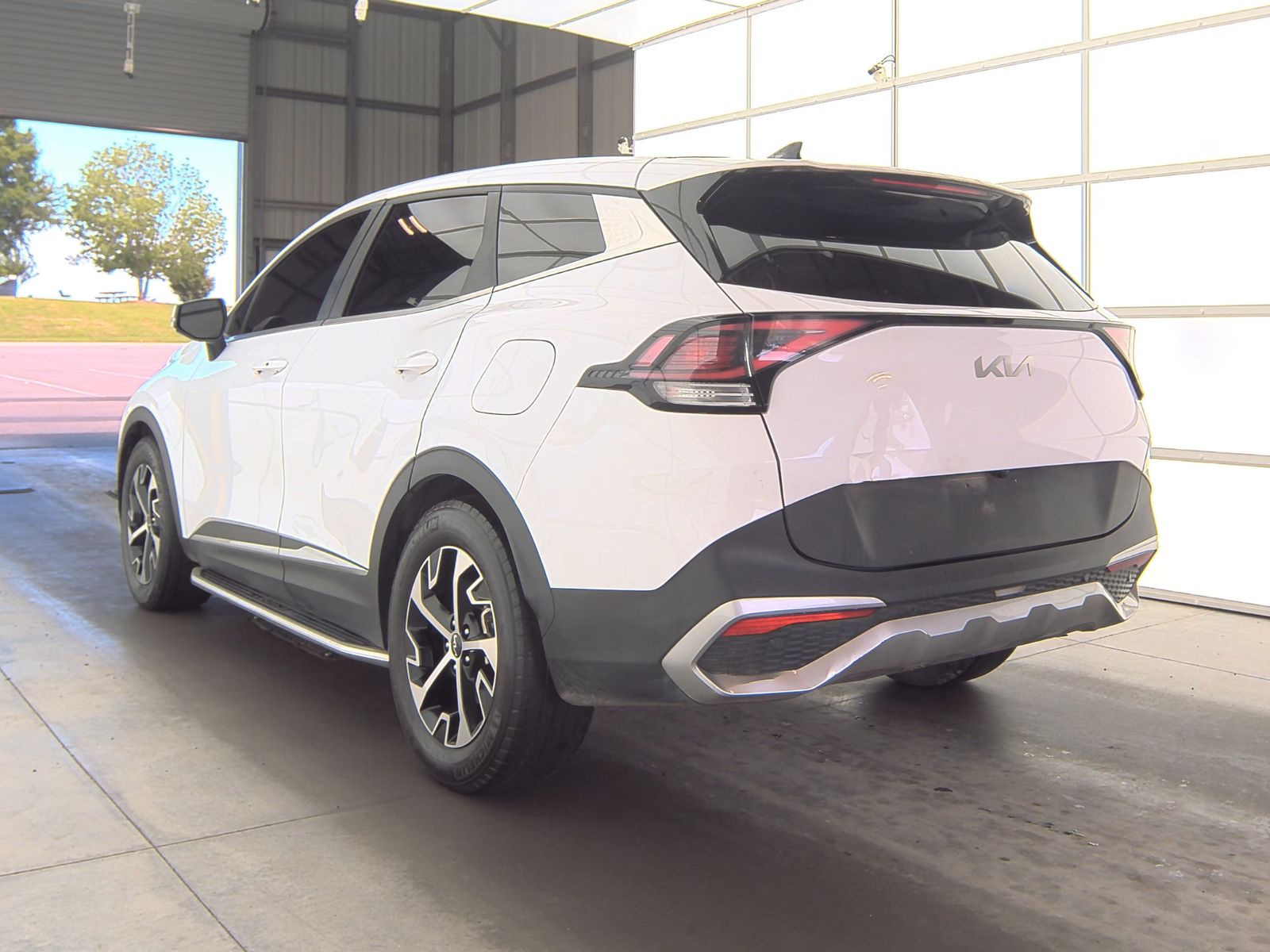 2023 Kia Sportage EX FWD