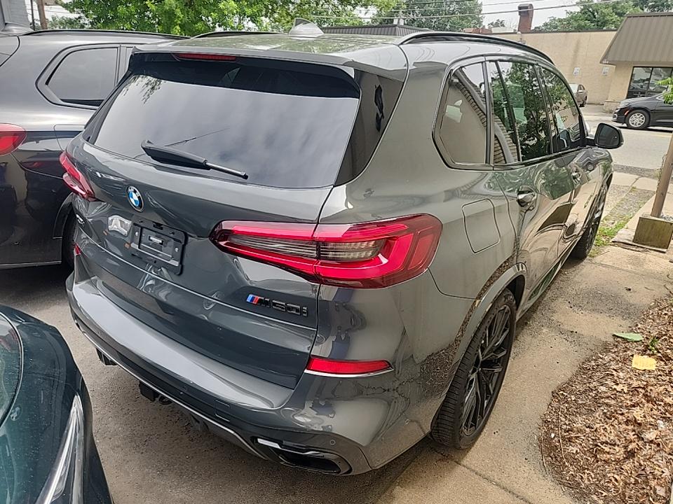 2022 BMW X5 M50i AWD