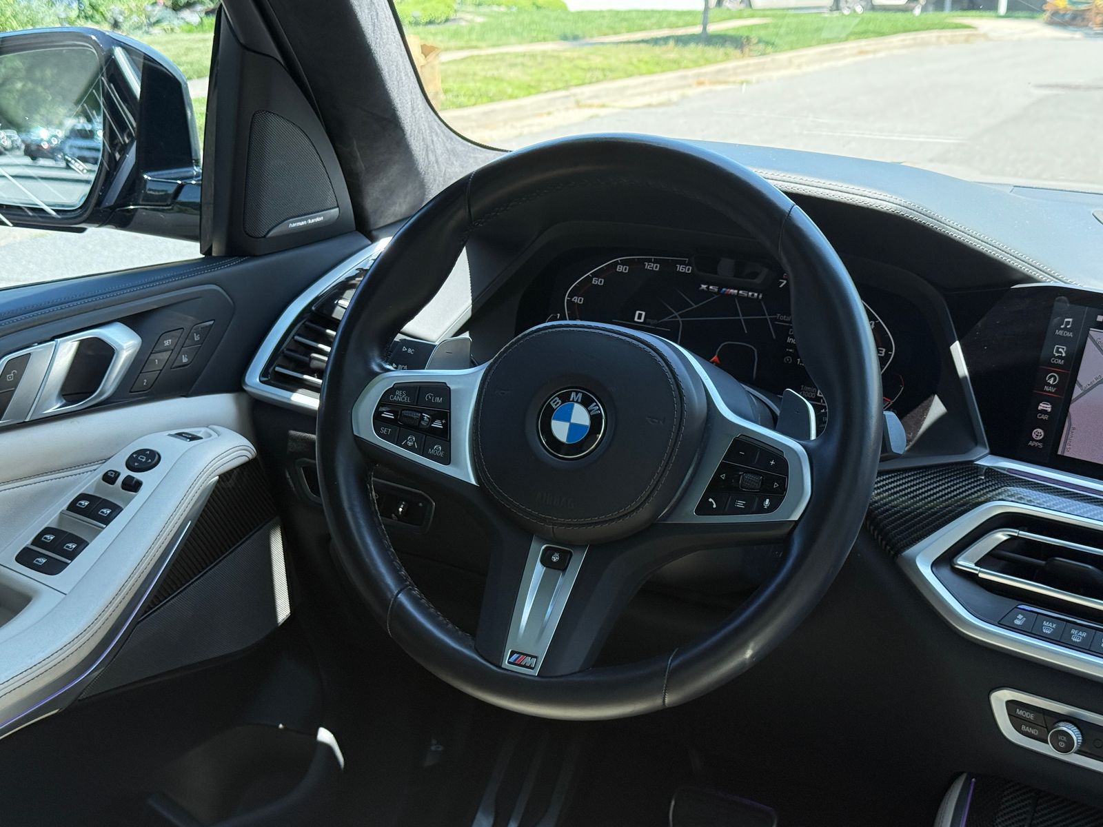 2022 BMW X5 M50i AWD