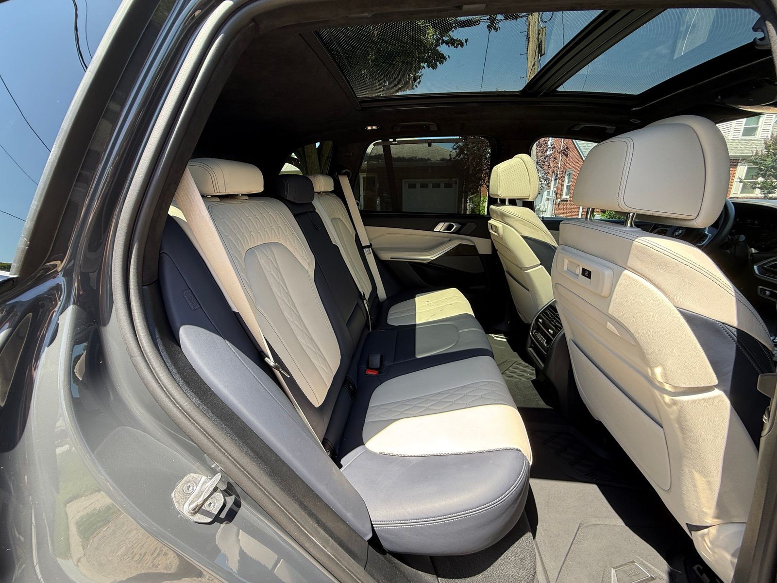 2022 BMW X5 M50i AWD