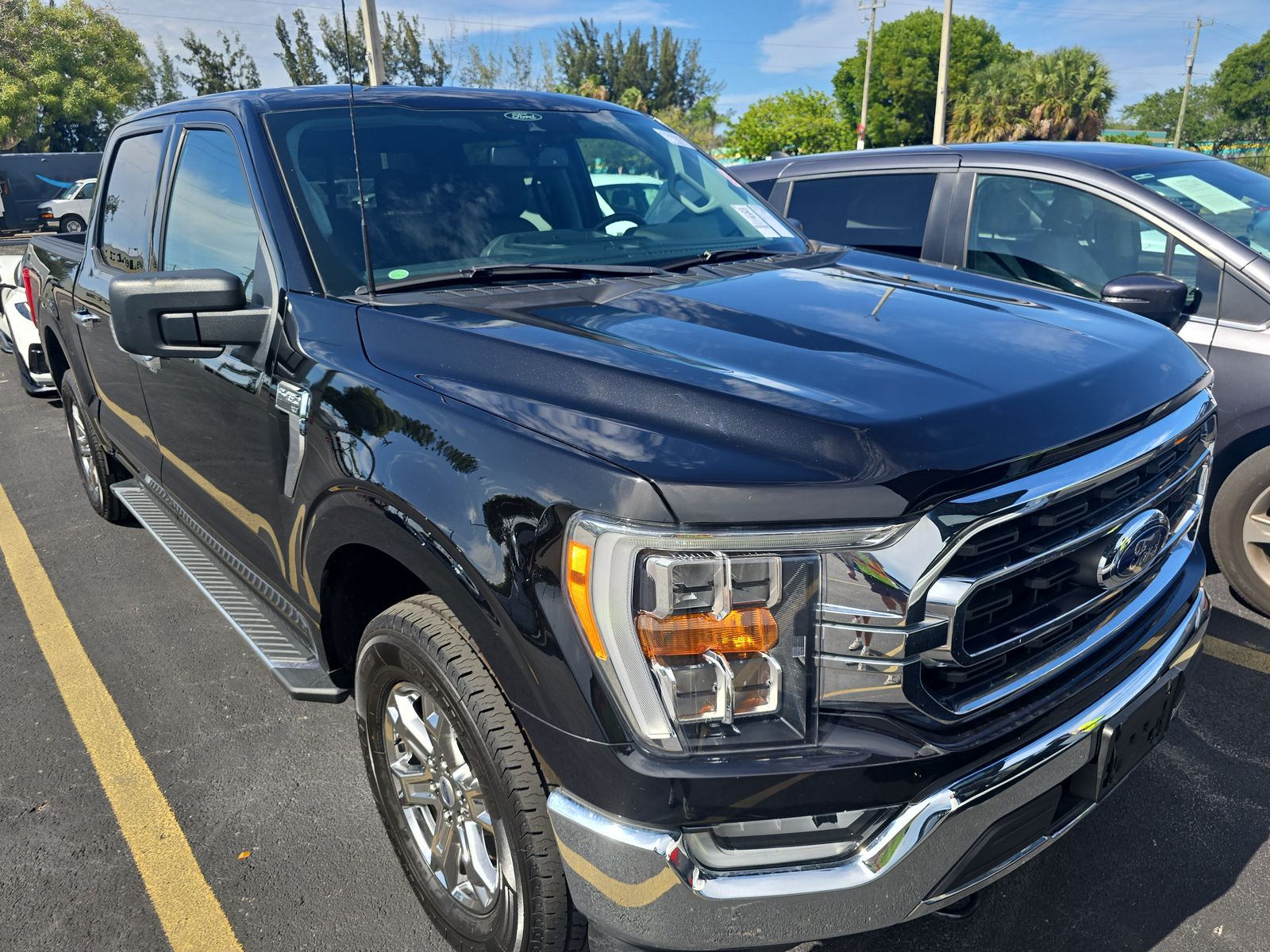2022 Ford F-150 XLT AWD