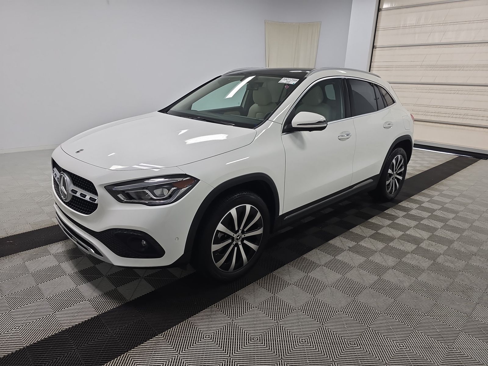 2023 Mercedes-Benz GLA 250
