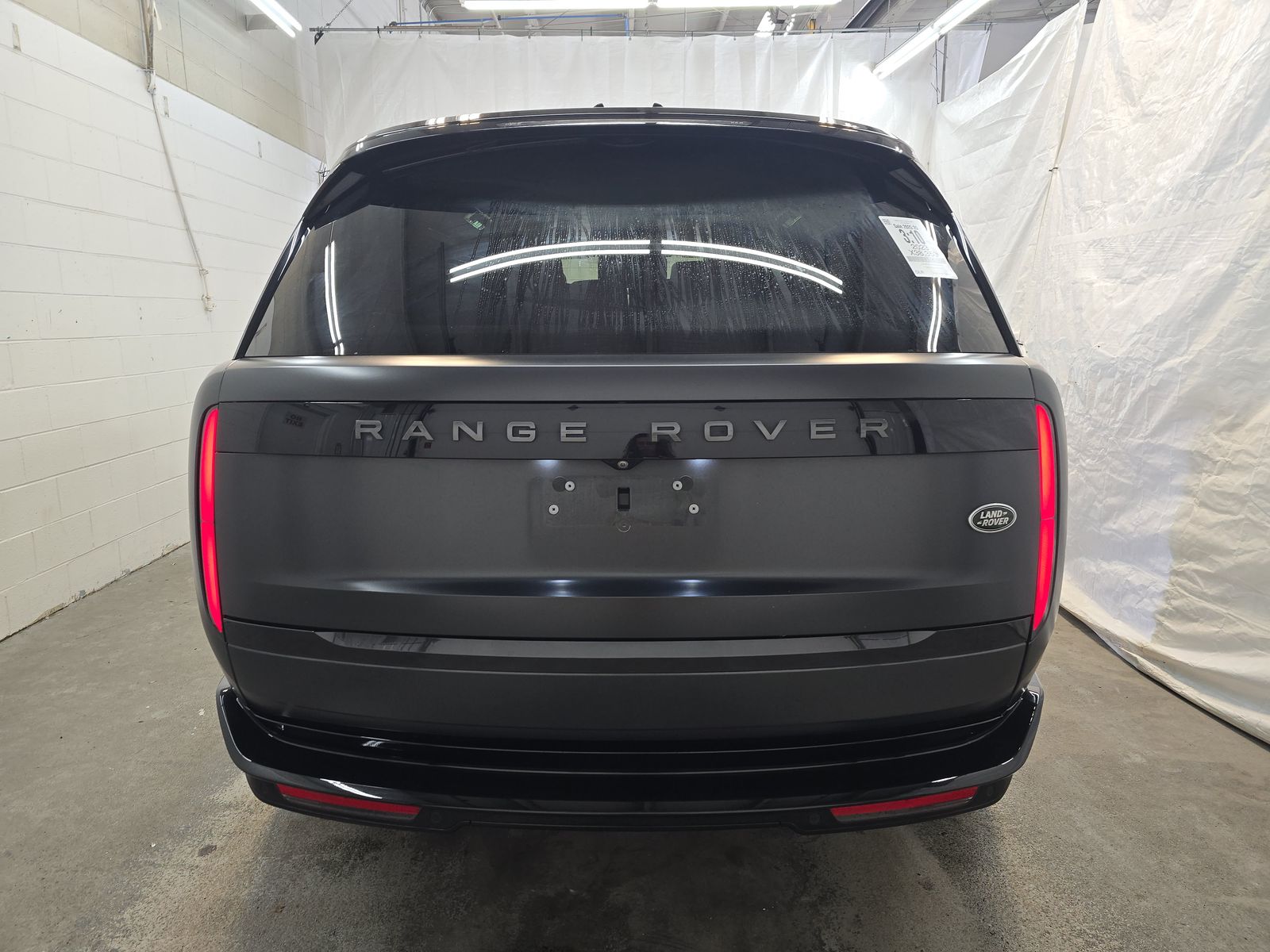 2023 Land Rover Range Rover SE LWB AWD