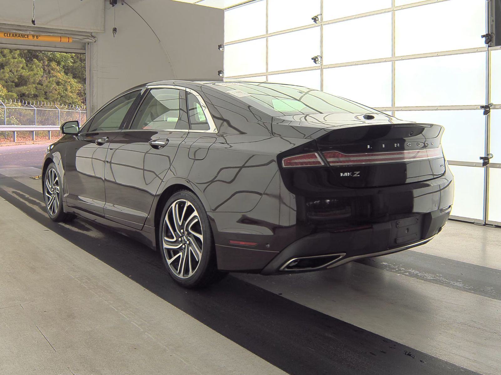 2020 Lincoln MKZ Hybrid Reserve FWD