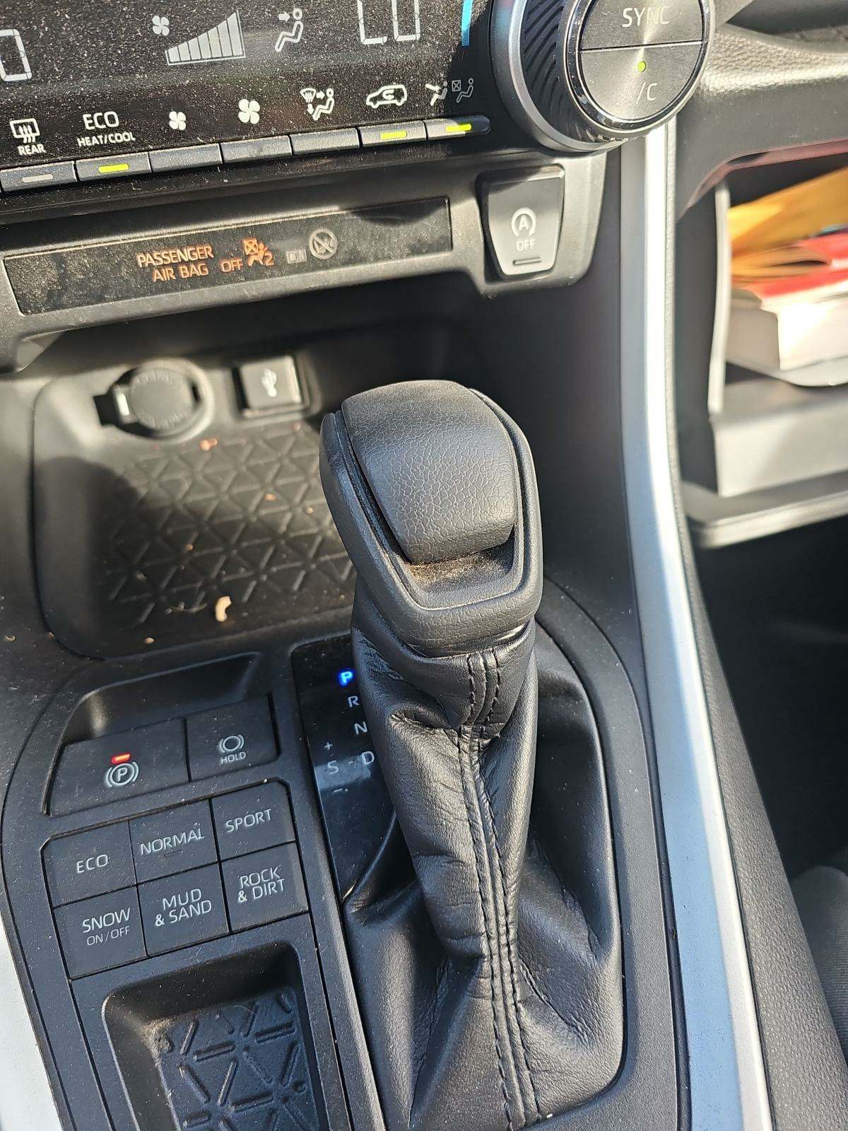 2022 Toyota RAV4 XLE AWD
