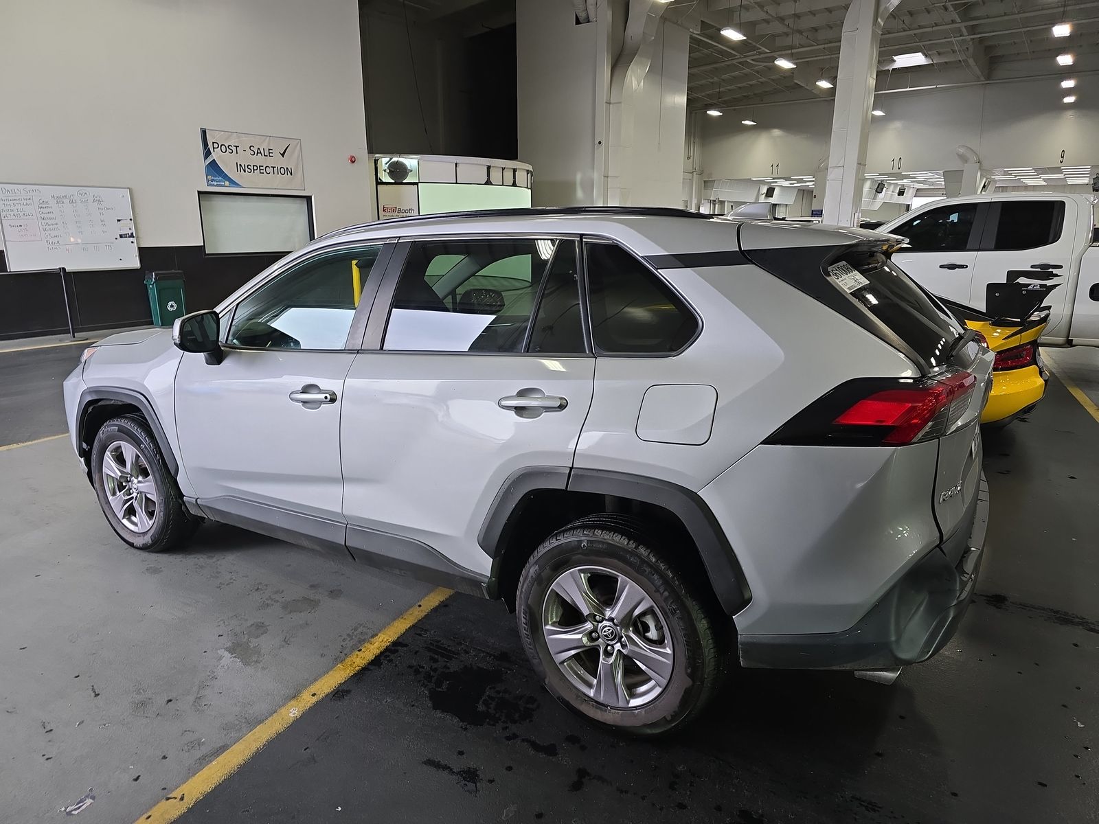2022 Toyota RAV4 XLE AWD