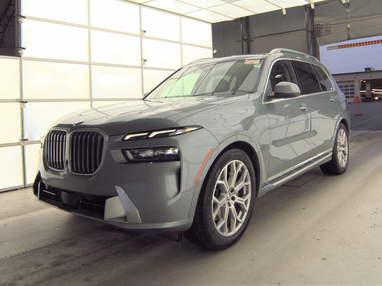 2025 BMW X7 xDrive40i AWD