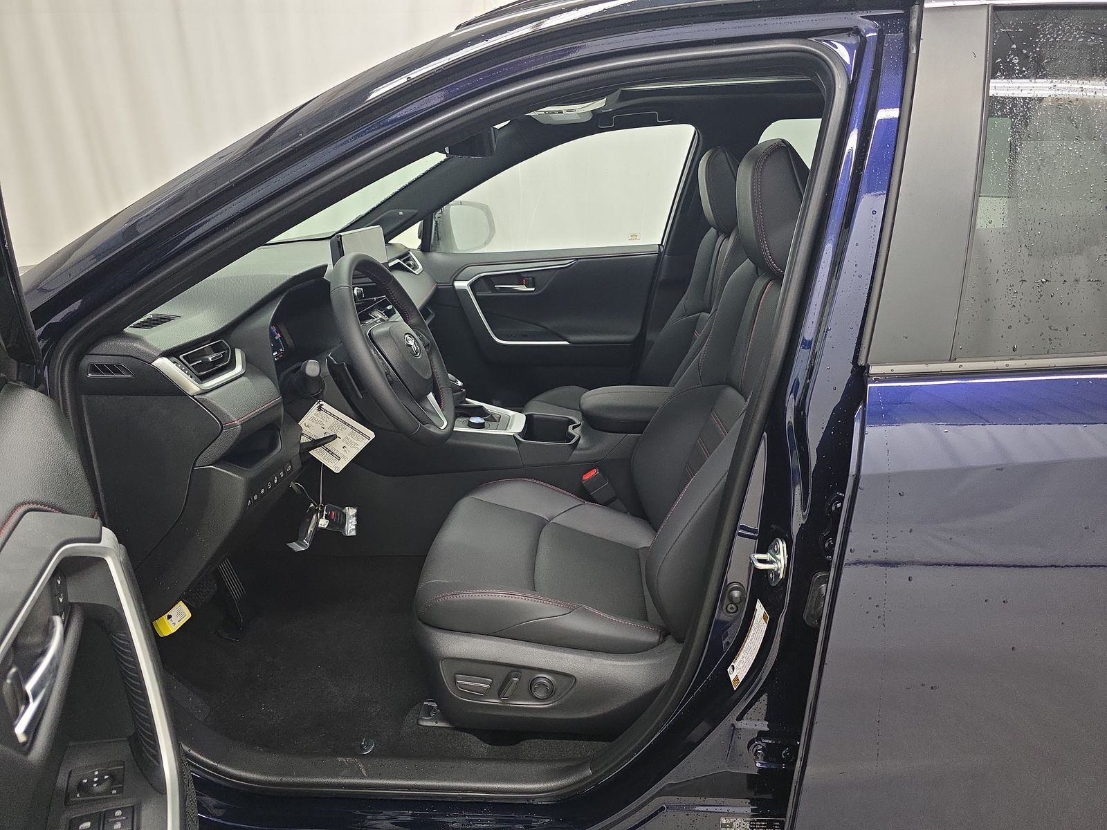 2025 Toyota RAV4 Plug-In Hybrid XSE AWD