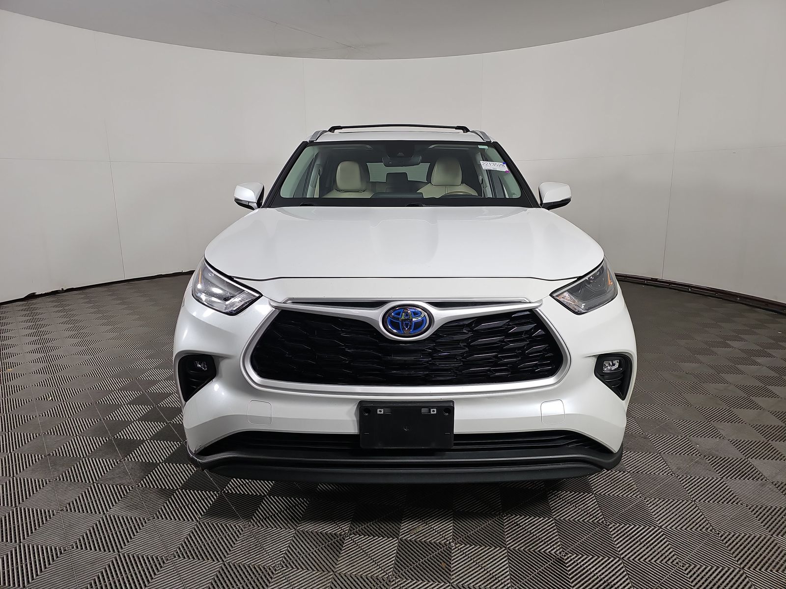 2023 Toyota Highlander Hybrid XLE AWD