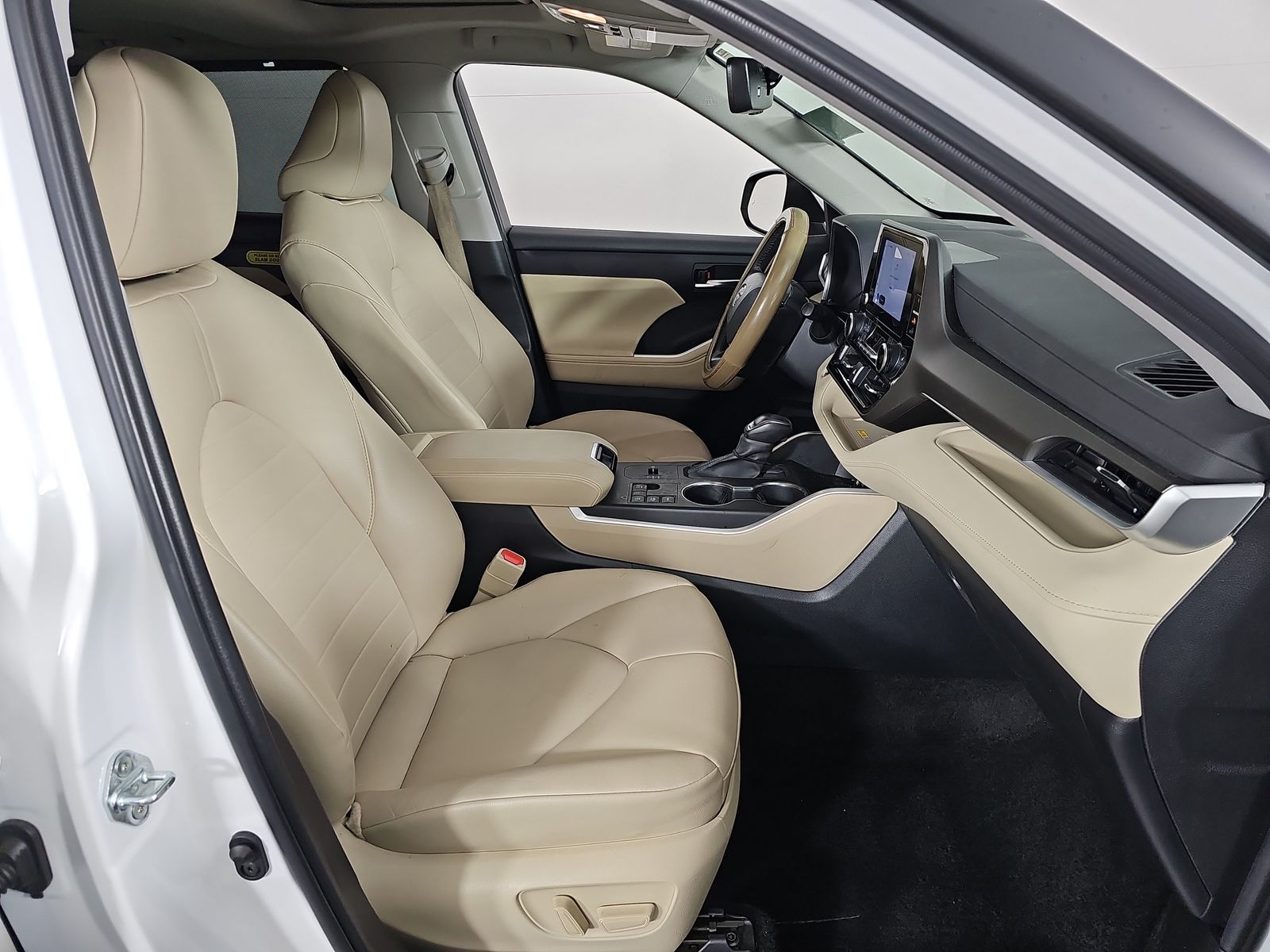 2023 Toyota Highlander Hybrid XLE AWD