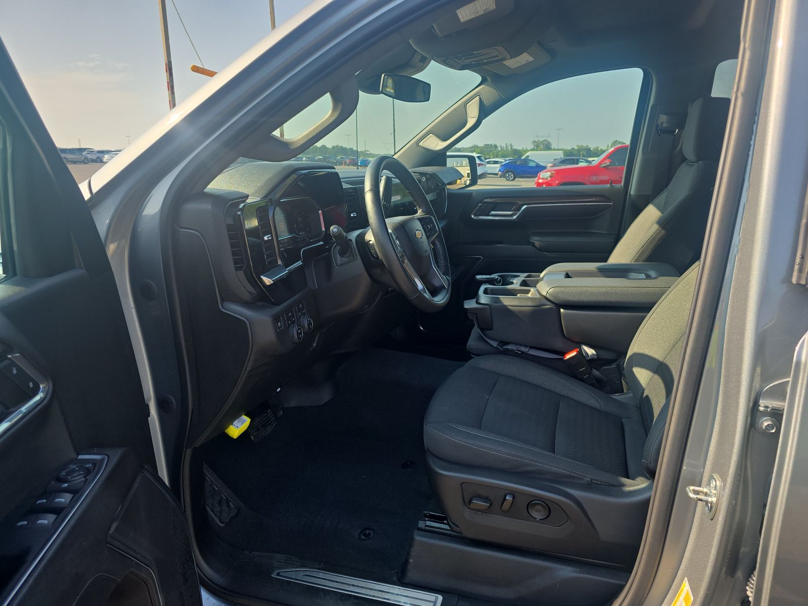 2023 Chevrolet Silverado 1500 LT AWD