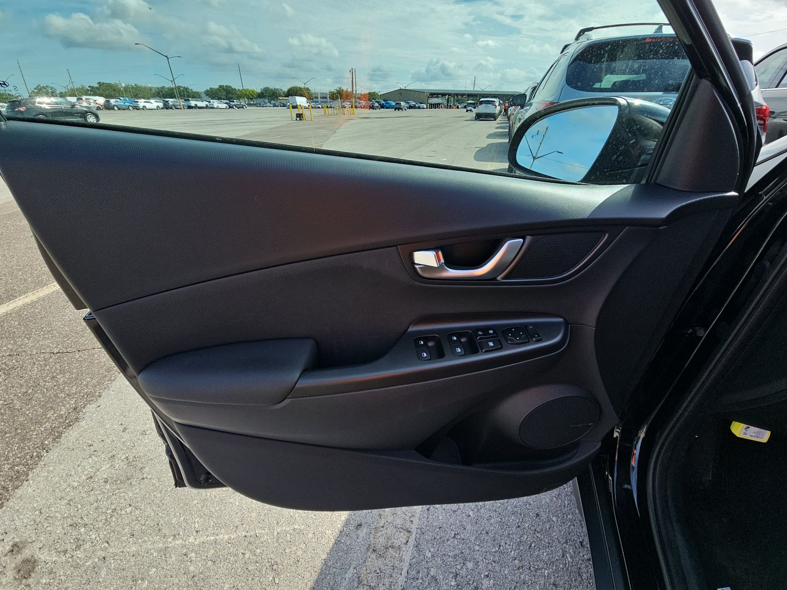 2022 Hyundai Kona Limited FWD
