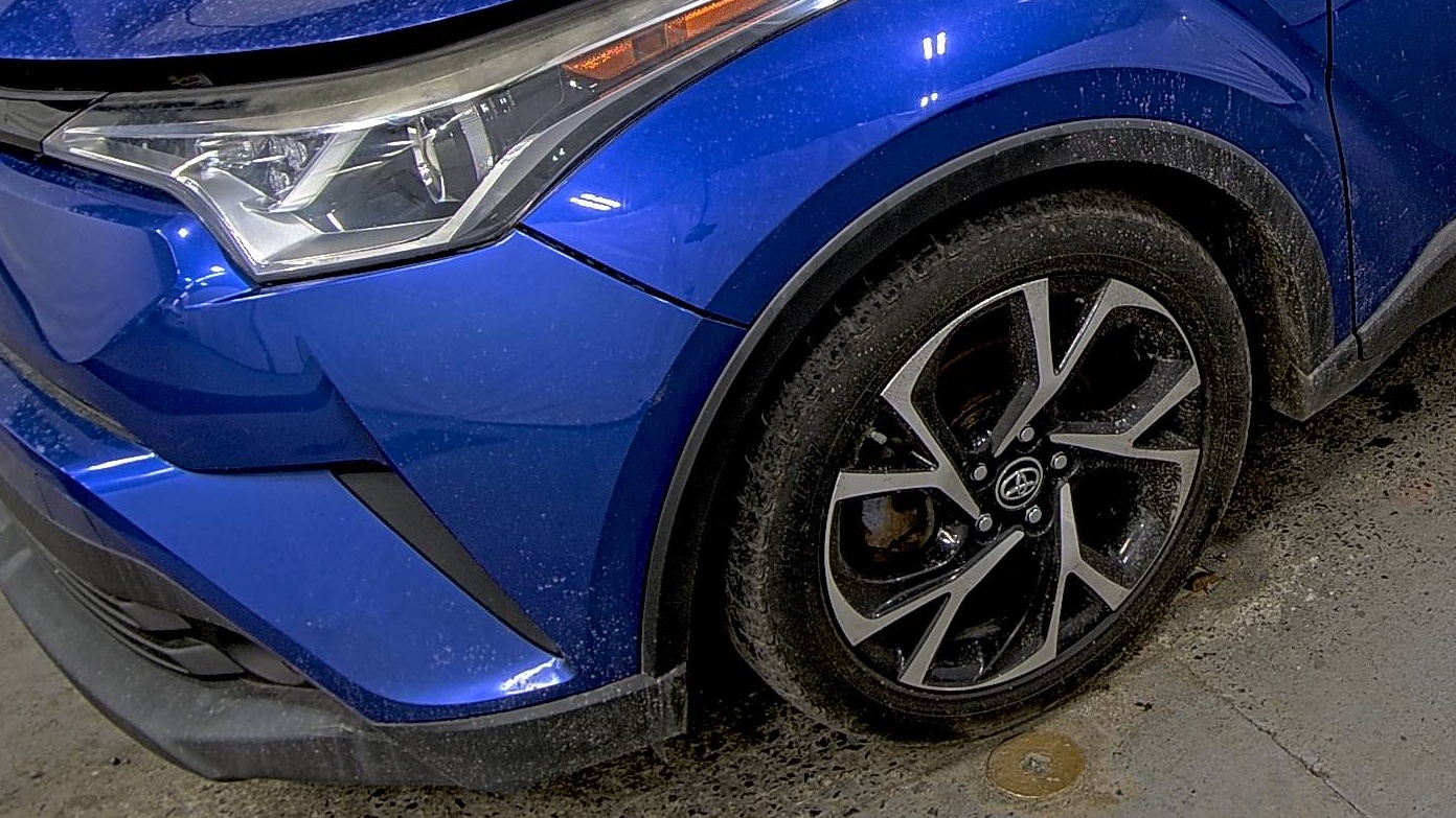 2018 Toyota C-HR XLE Premium FWD
