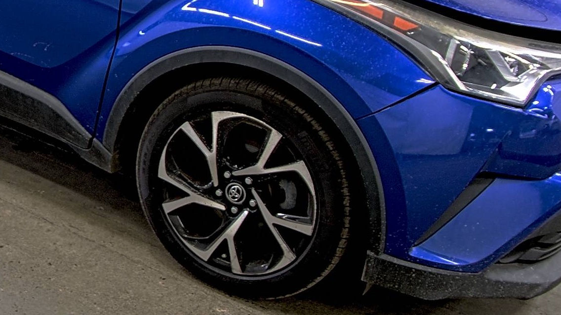 2018 Toyota C-HR XLE Premium FWD
