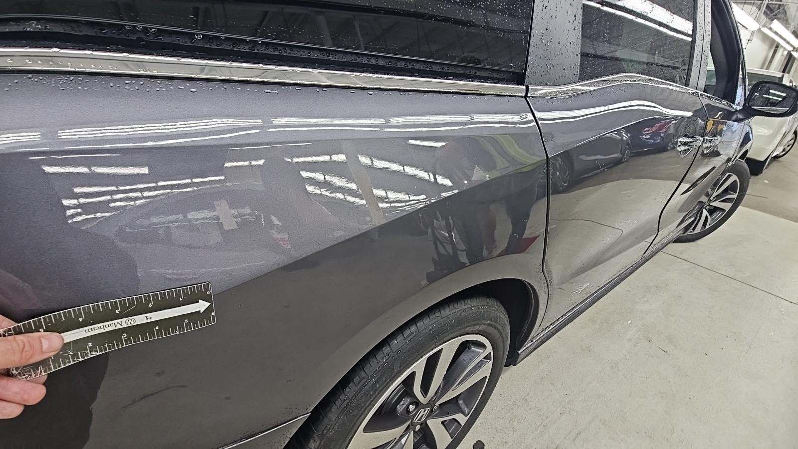 2022 Honda Odyssey Touring FWD